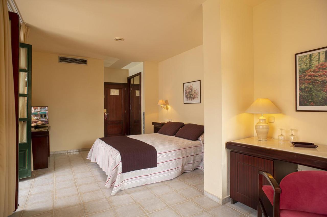 Hotel Guitart Rosa - Adults Only Lloret de Mar Kültér fotó