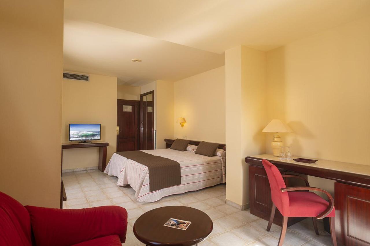 Hotel Guitart Rosa - Adults Only Lloret de Mar Kültér fotó