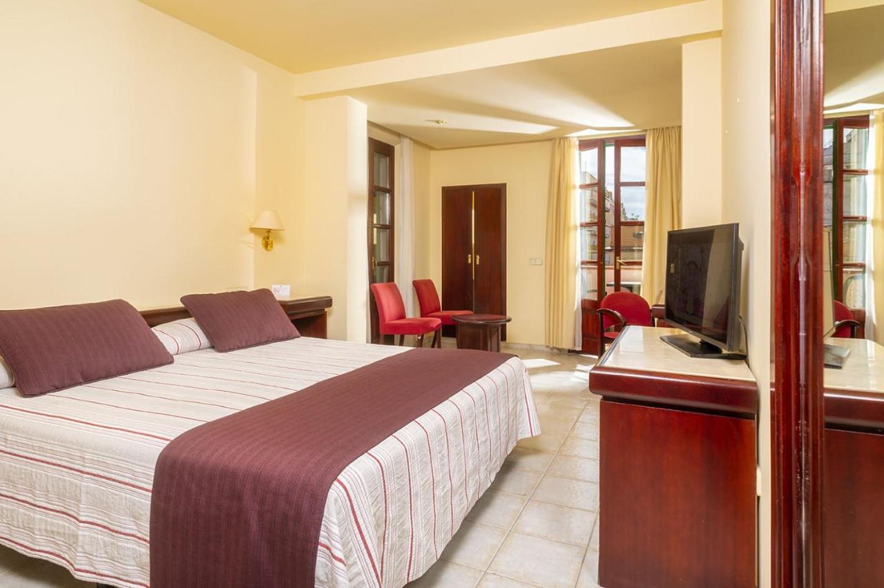 Hotel Guitart Rosa - Adults Only Lloret de Mar Kültér fotó