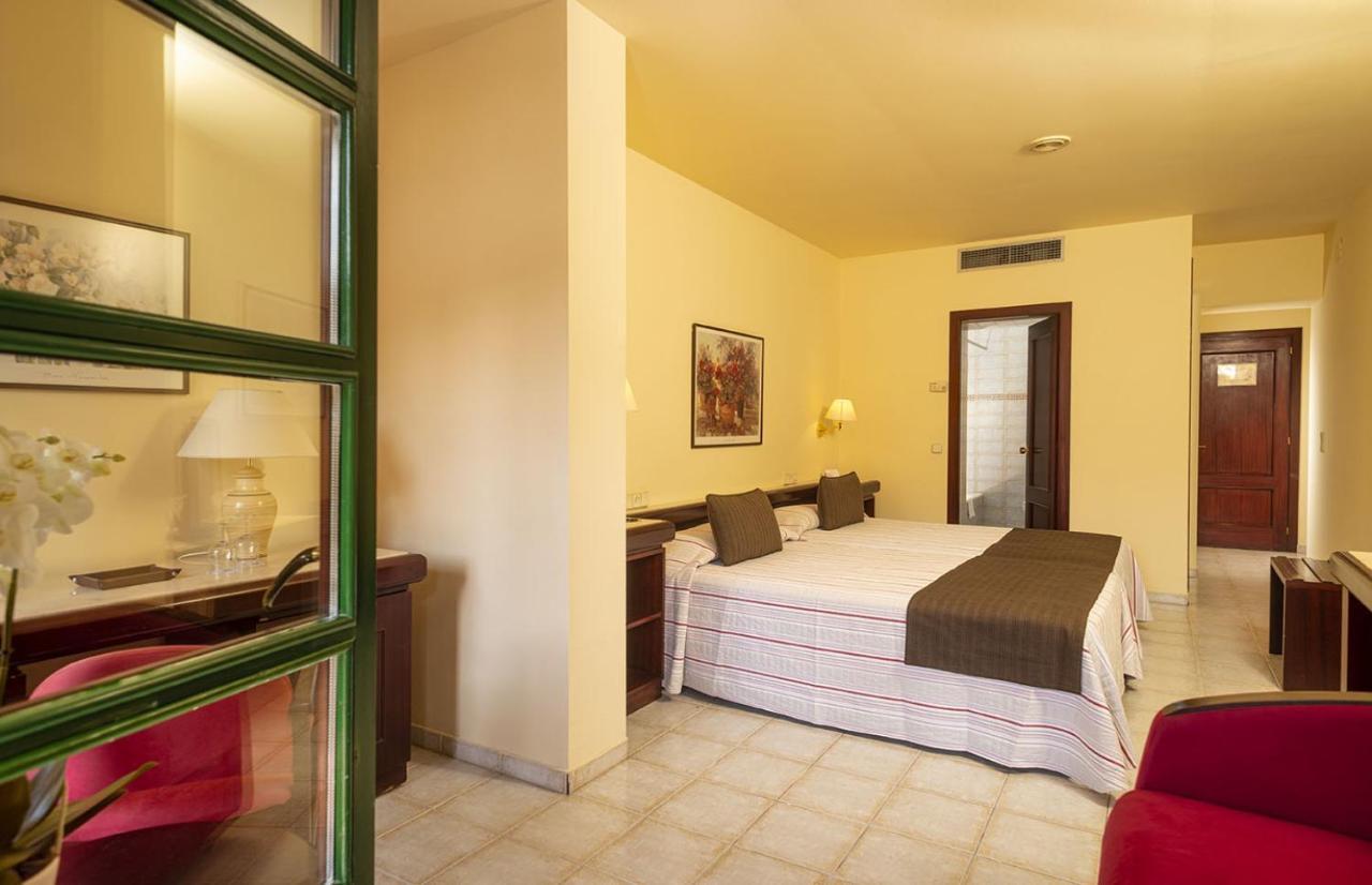 Hotel Guitart Rosa - Adults Only Lloret de Mar Kültér fotó